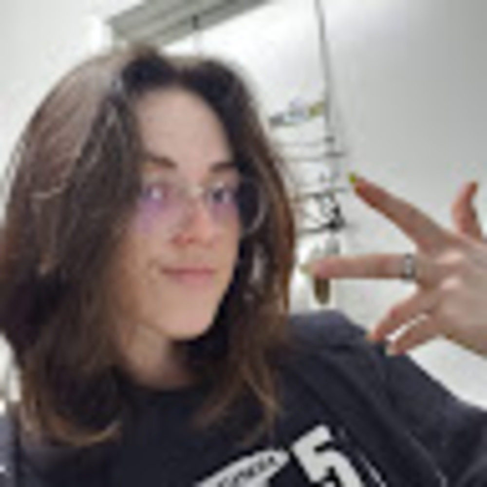 Meet your Posher, Hannah